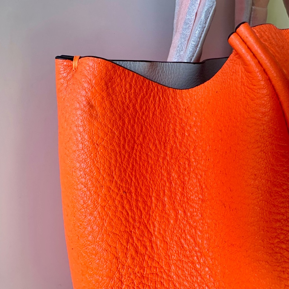 NWT Marc Jacobs The Tag Vibrant Orange Tote - Picture 12 of 16